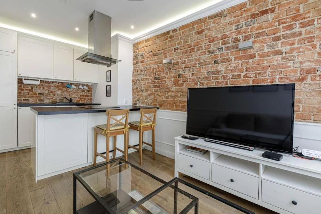 Central Wroclaw Apartment - City Center - Bright And Cozy - U11 Kültér fotó