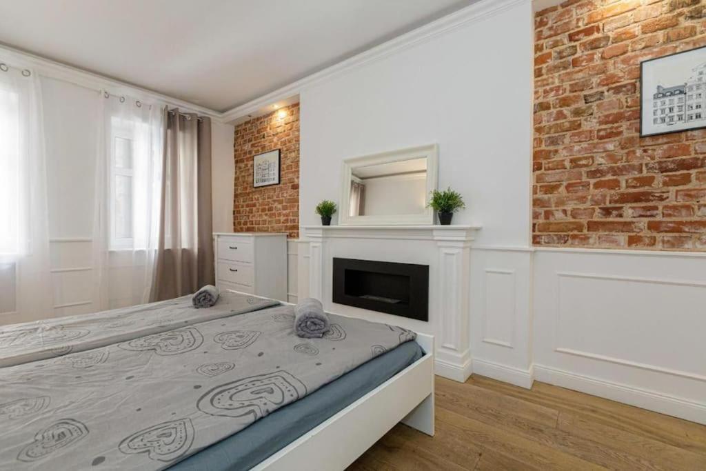Central Wroclaw Apartment - City Center - Bright And Cozy - U11 Kültér fotó
