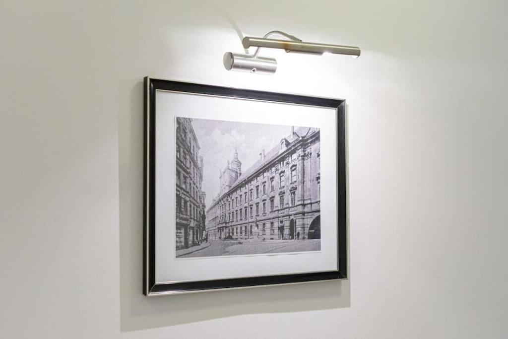 Central Wroclaw Apartment - City Center - Bright And Cozy - U11 Kültér fotó